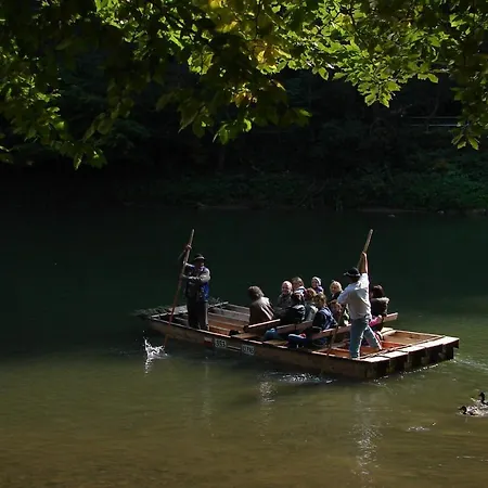 U Danusi Feriegård *